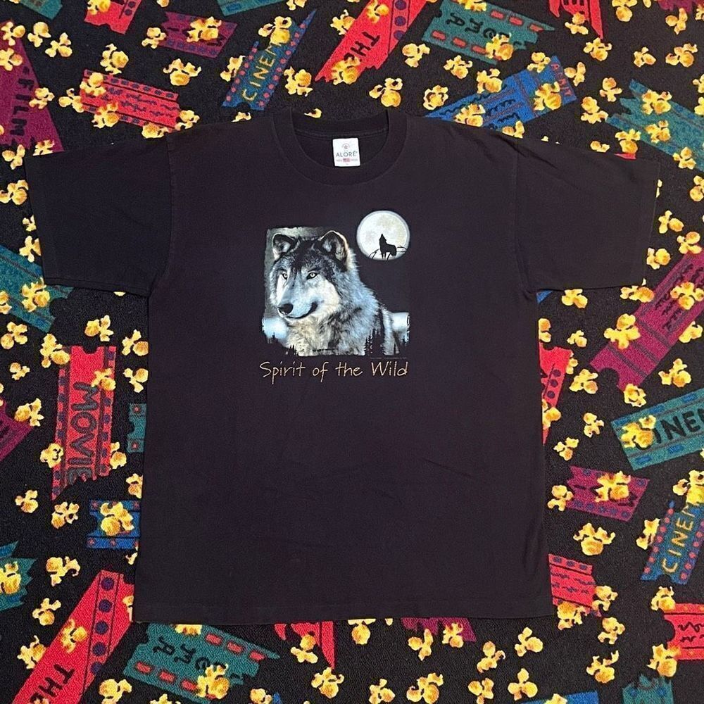 Spirit Of The Wild Wolf On A Full Moon Black Graphic Tee Shirt / Size L
